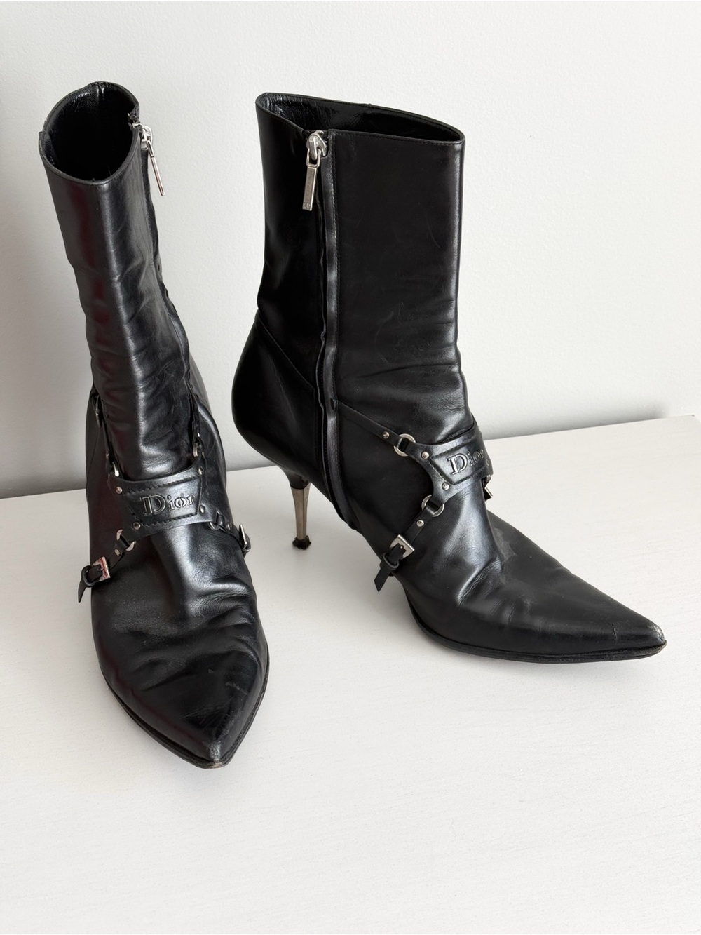 DIOR Black Leather Pointed Ankle Boots
